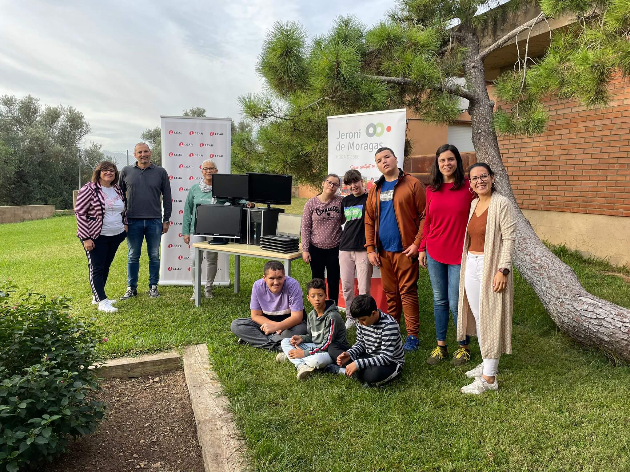 Donació d’Equips Informàtics